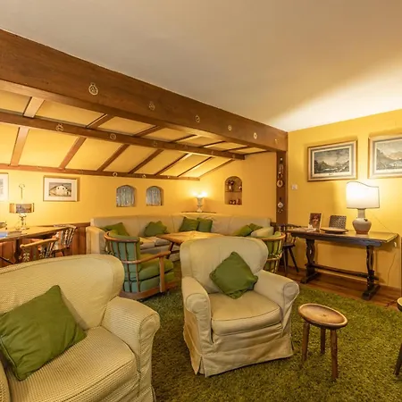 Casa Ca Dei Fiori A Due Passi Dal Centro Di Cortina *